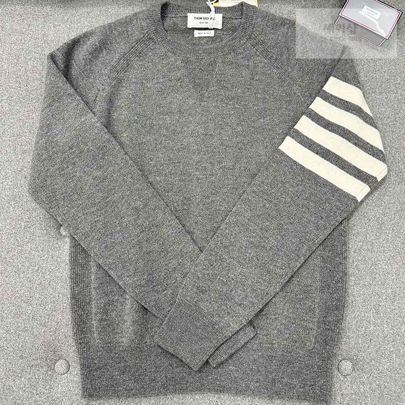 Thom Browne 톰브라운 사선완장 4-Bar 캐시미어 풀오버 니트 의류 16번 이미지