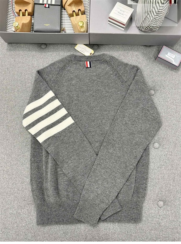 Thom Browne 톰브라운 사선완장 4-Bar 캐시미어 풀오버 니트 의류 4번 이미지