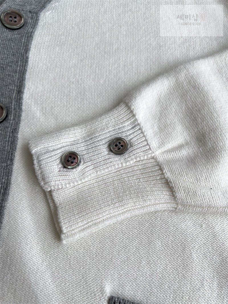 Thom Browne 톰브라운 사선완장 4-Bar 코튼 릴랙스 헥터 브이넥 가디건 네이비 의류 20번 이미지