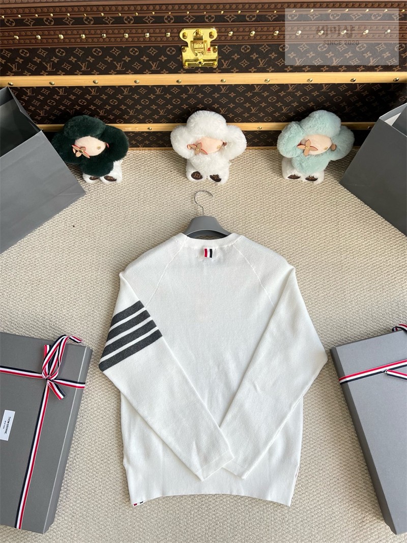 Thom Browne 톰브라운 사선완장 4-Bar 코튼 크루넥 니트 스웨터 네이비 의류 17번 이미지