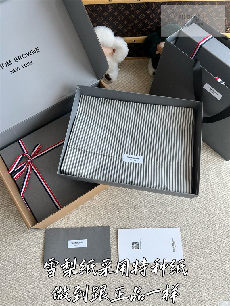 Thom Browne 톰브라운 사선완장 4-Bar 코튼 헥터 풀오버 네이비 의류 46번 이미지