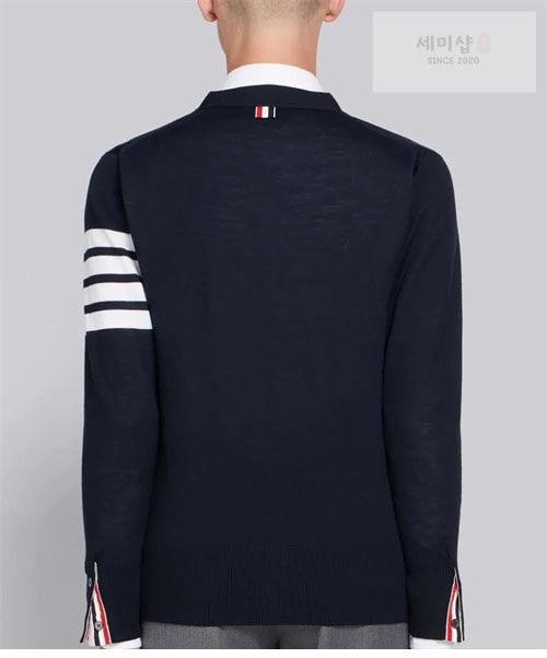Thom Browne 톰브라운 사선완장 4-Bar 클래식 가디건 레플리카 20번 이미지 - 의류 | 세미샵 레플리카 사이트