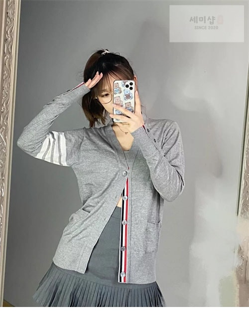 Thom Browne 톰브라운 사선완장 4-Bar 클래식 가디건 의류 23번 이미지