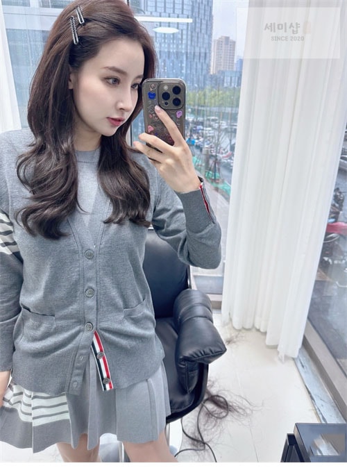 Thom Browne 톰브라운 사선완장 4-Bar 클래식 가디건 의류 25번 이미지