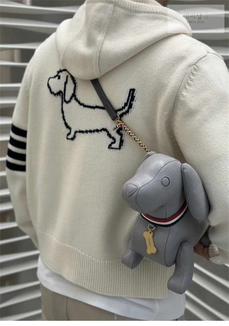 Thom Browne 톰브라운 사선완장 4-Bar 클래식 울 후드 집업 레플리카 3번 이미지 - 의류 | 세미샵 레플리카 사이트