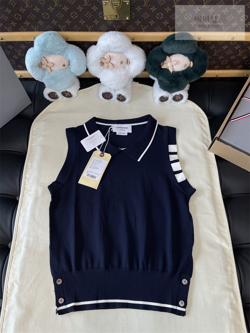 Thom Browne 톰브라운 사선 스트라이프 V넥 니트 베스트 네이비 의류 14번 이미지