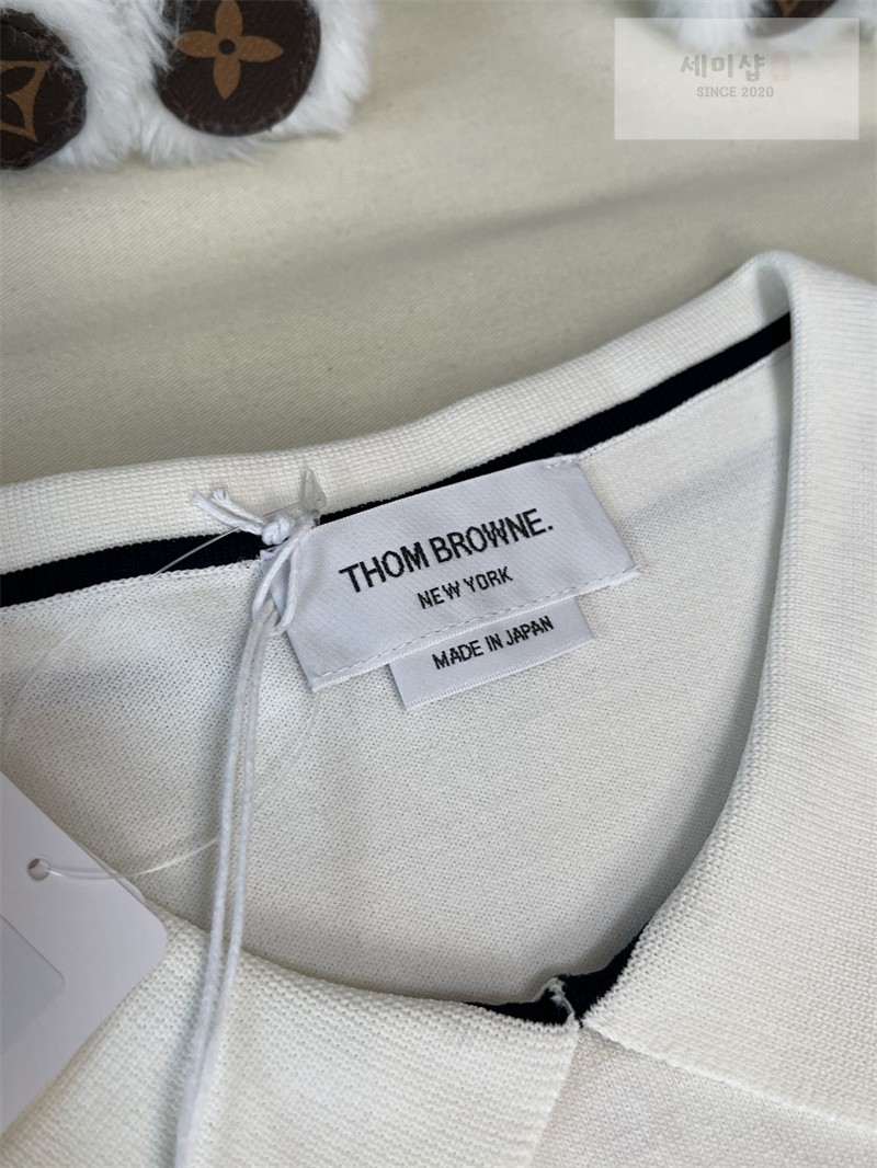 Thom Browne 톰브라운 사선 스트라이프 V넥 니트 베스트 네이비 의류 27번 이미지
