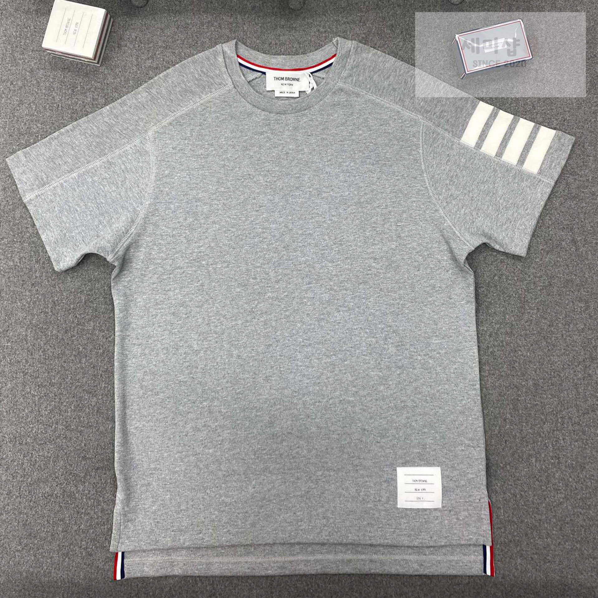 Thom Browne 톰브라운 사선 슬리브 반팔 티셔츠 그레이 의류 1번 이미지