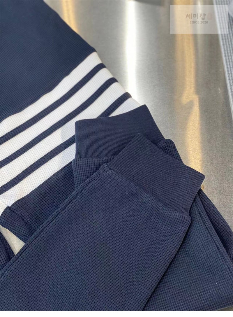 Thom Browne 톰브라운 와플 사선완장 4-Bar 스웨트팬츠 의류 5번 이미지