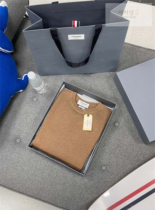 Thom Browne 톰브라운 울 저지 스티치 사선완장 4-Bar 크루넥 클래식 니트 의류 6번 이미지
