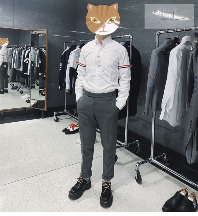 Thom Browne 톰브라운 클래식 포플린 암밴드 셔츠 레플리카 3번 이미지 - 의류 | 세미샵 레플리카 사이트