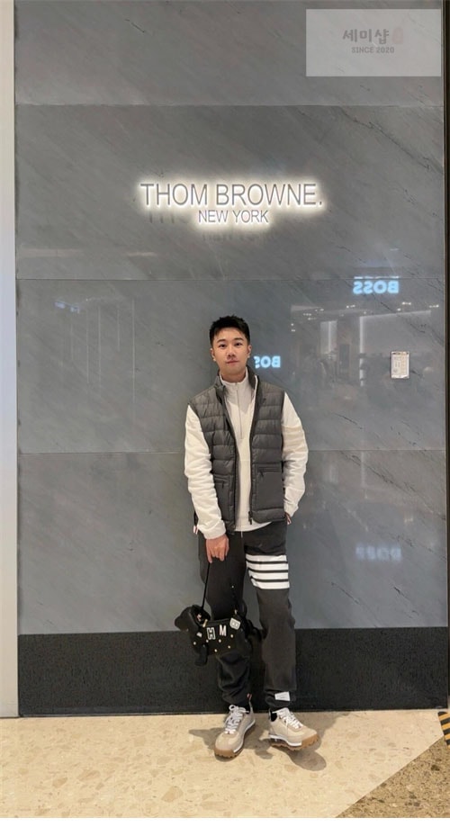 Thom Browne 톰브라운 퍼넬 넥다운 패딩 베스트 의류 24번 이미지