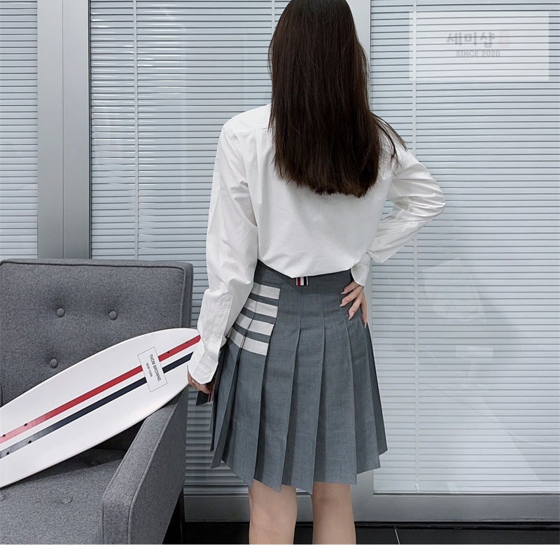 Thom Browne 톰브라운 포플린 히든 삼선 클래식 셔츠 레플리카 3번 이미지 - 의류 | 세미샵 레플리카 사이트