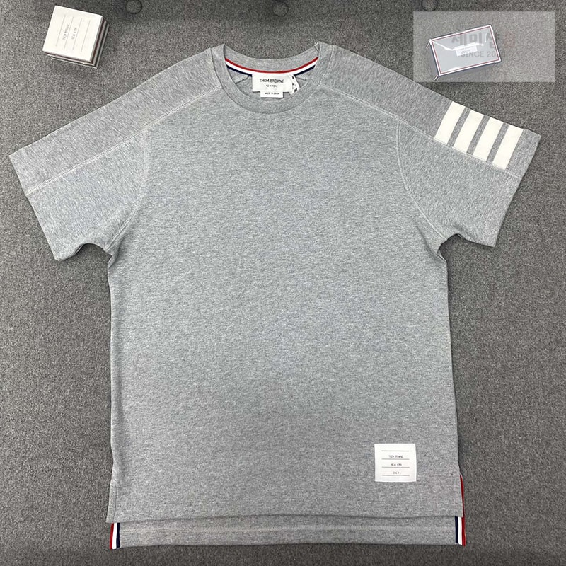 Thom Browne 톰브라운 4-Bar 사선완장 반팔 티셔츠 의류 19번 이미지