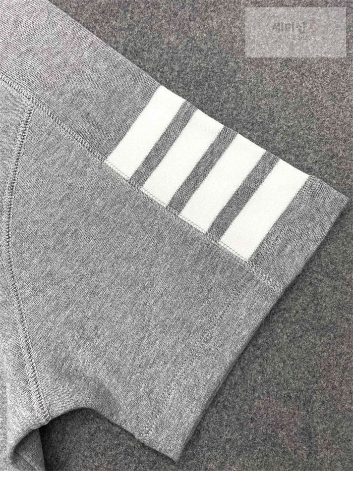 Thom Browne 톰브라운 4-Bar 사선완장 반팔 티셔츠 의류 17번 이미지