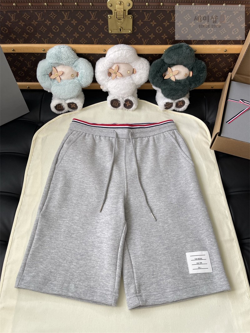 Thom Browne 톰브라운 RWB 스트라이프 미드 숏 팬츠 그레이 의류 14번 이미지