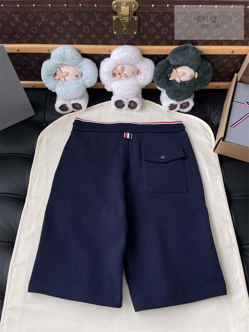 Thom Browne 톰브라운 RWB 스트라이프 미드 숏 팬츠 그레이 의류 31번 이미지