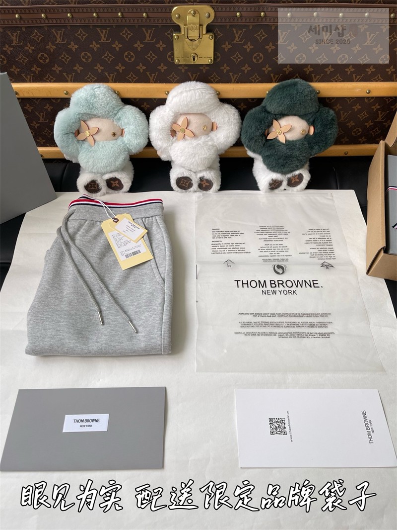 Thom Browne 톰브라운 RWB 스트라이프 미드 숏 팬츠 그레이 의류 32번 이미지
