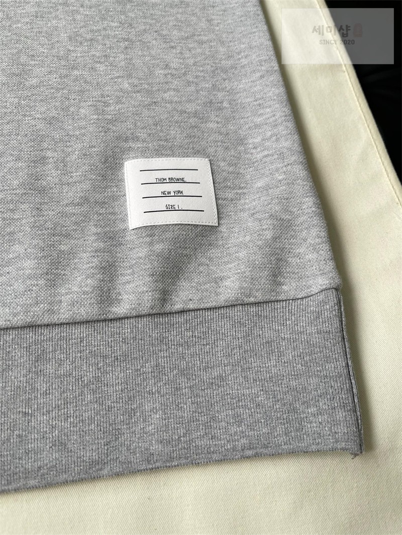 Thom Browne 톰브라운 RWB 코튼 피케 루프백 반팔 풀오버 스웨트셔츠 그레이 의류 20번 이미지