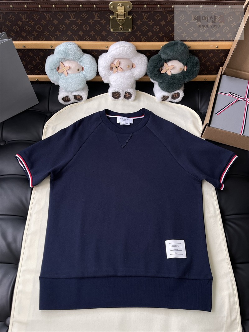 Thom Browne 톰브라운 RWB 코튼 피케 루프백 반팔 풀오버 스웨트셔츠 그레이 의류 23번 이미지