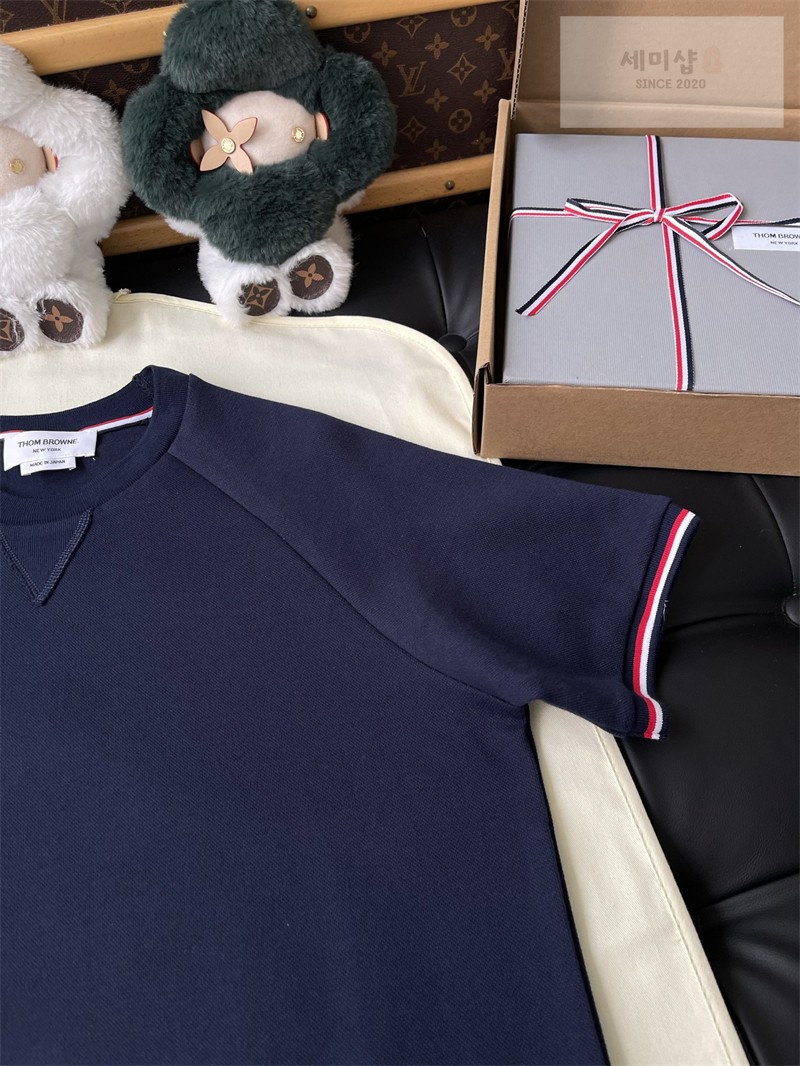 Thom Browne 톰브라운 RWB 코튼 피케 루프백 반팔 풀오버 스웨트셔츠 그레이 의류 25번 이미지