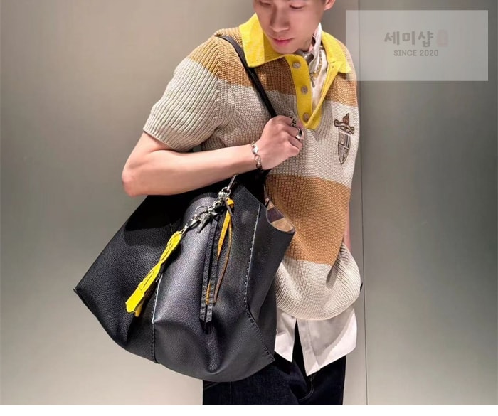 Fendi 자수 펜디 클럽 크레스트 스트라이프 폴로 셔츠 의류 3번 이미지