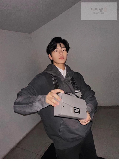 Fendi 펜디 그라데이션 워싱 오버사이즈 스웨트셔츠 후드 의류 12번 이미지