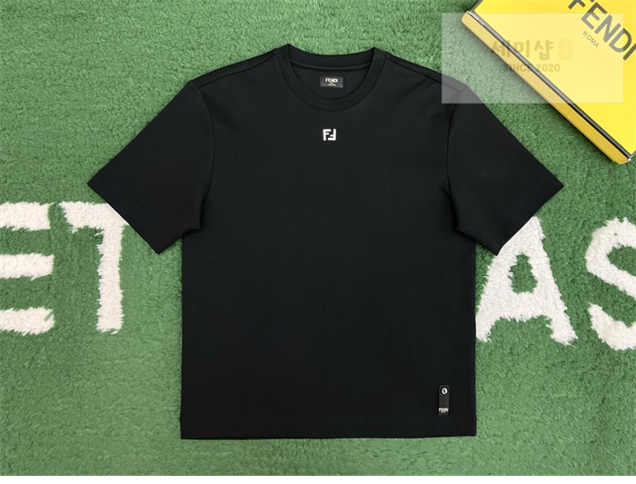Fendi 펜디 메탈 FF 반팔 티셔츠 의류 5번 이미지