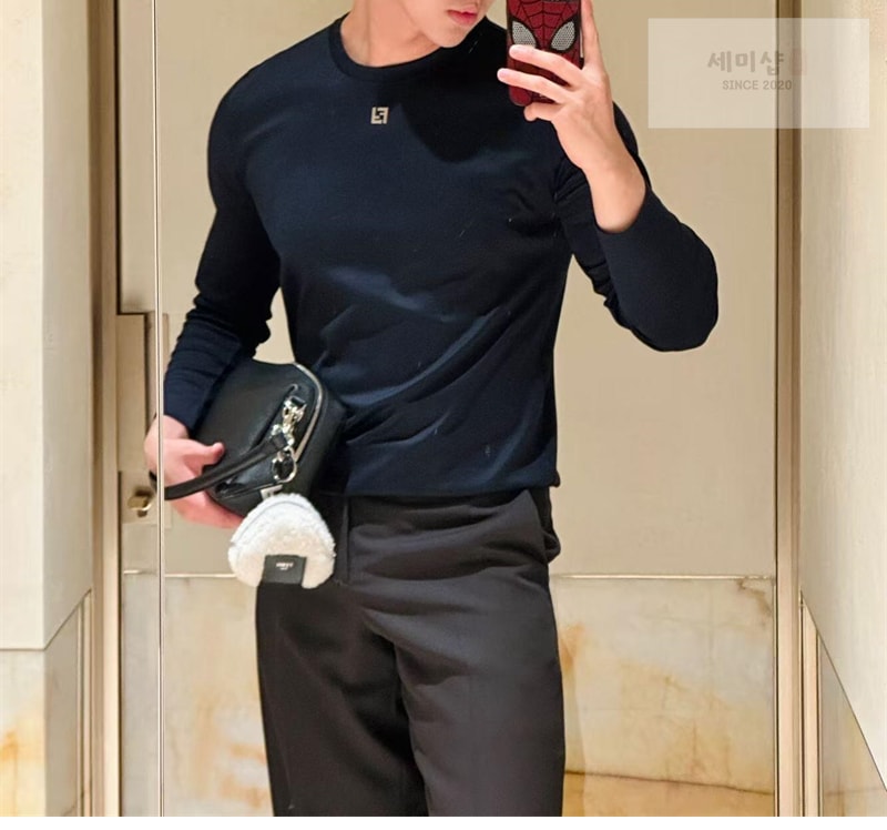 Fendi 펜디 스몰 FF 메탈 긴팔 티셔츠 의류 3번 이미지