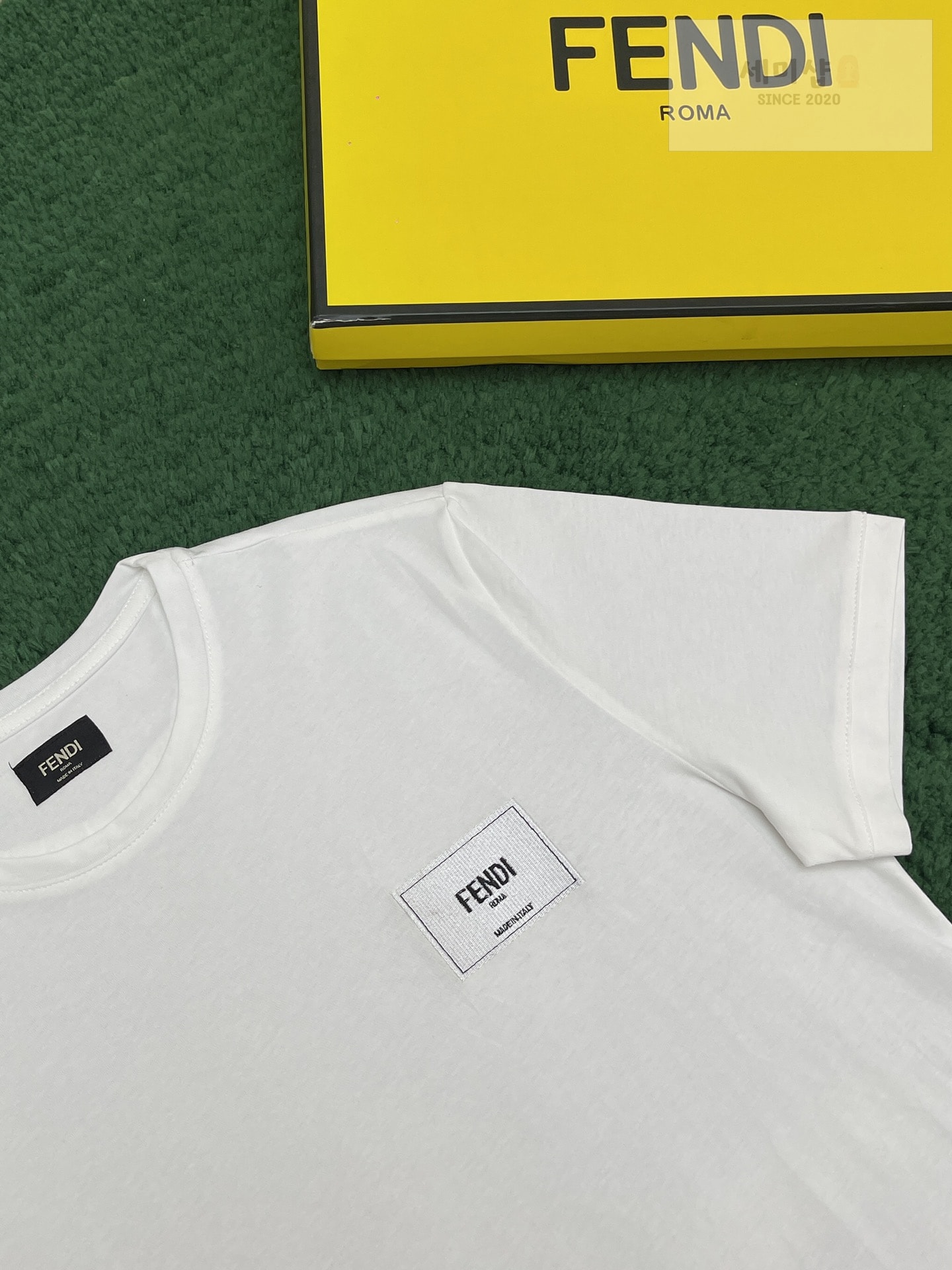 Fendi 펜디 자카드 라벨 레귤러 핏 코튼 저지 반팔 티셔츠 “2COLOR” NO.1 의류 13번 이미지