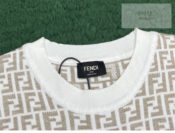 Fendi 펜디 점퍼 페브릭 반팔 니트 스웨터 블랙 의류 14번 이미지
