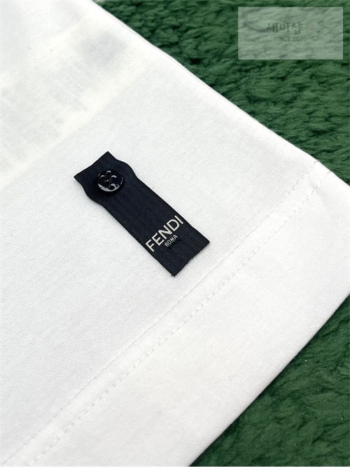 Fendi 펜디 펜딜리셔스 반팔 티셔츠 의류 16번 이미지