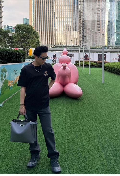 Fendi 펜디 펜딜리셔스 반팔 티셔츠 2컬러 의류 20번 이미지