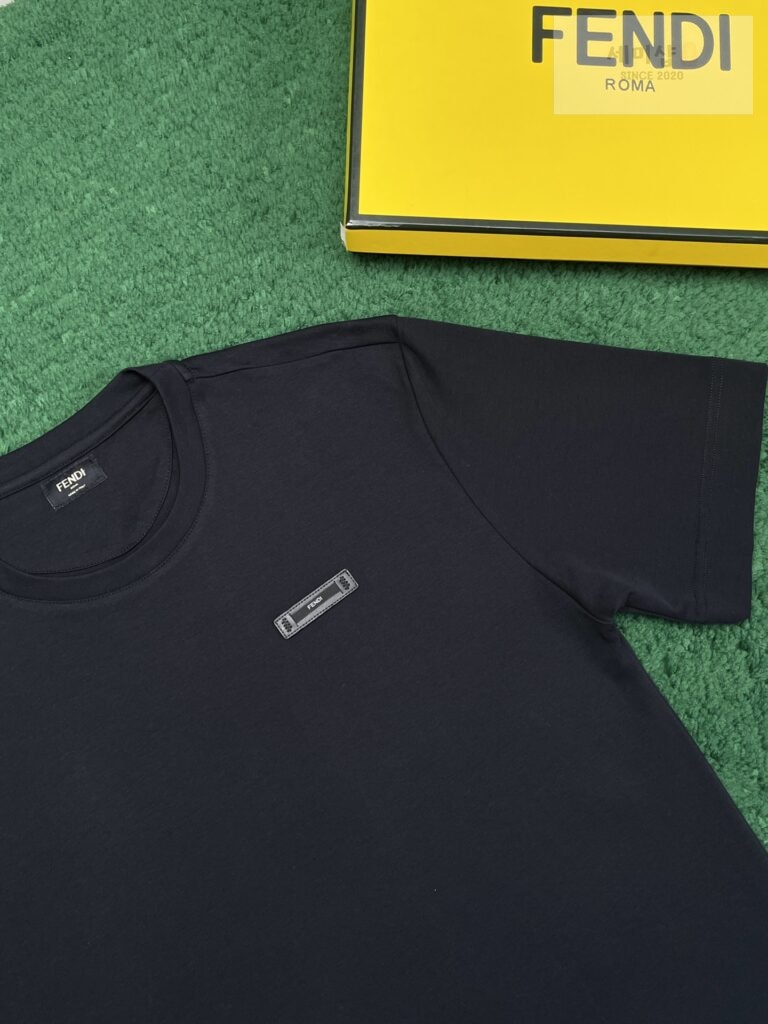 Fendi 펜디 24SS Label 라운드 반팔 티셔츠 블랙 의류 7번 이미지