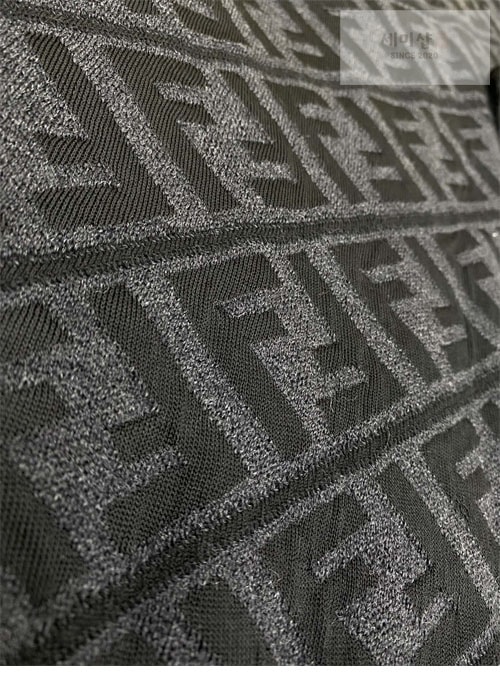 Fendi 펜디 FF로고 울 오버 스웨터 니트 의류 19번 이미지