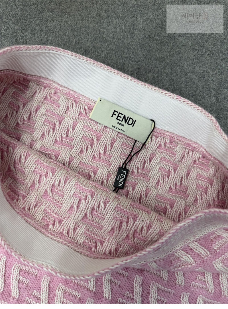 Fendi 펜디 FF 로고 캐시미어 울 가디건 & 미니 스커트 핑크 의류 17번 이미지