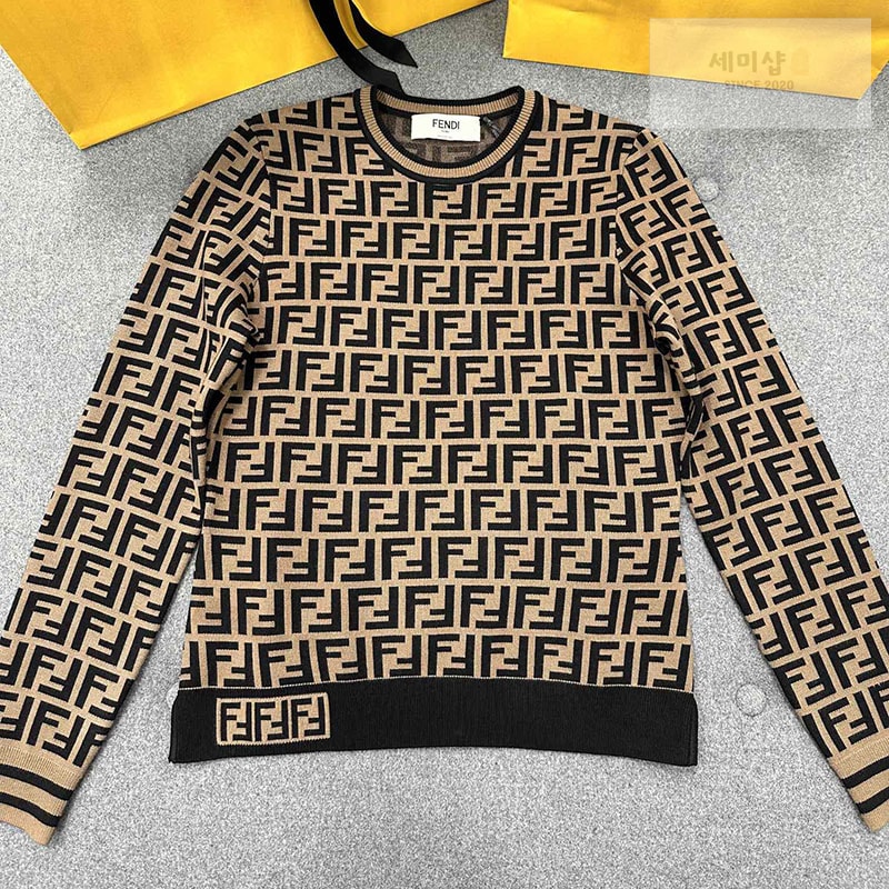Fendi 펜디 FF 모티프 클래식 라운드 니트 의류 1번 이미지
