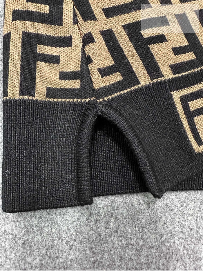 Fendi 펜디 FF 모티프 클래식 라운드 니트 의류 17번 이미지