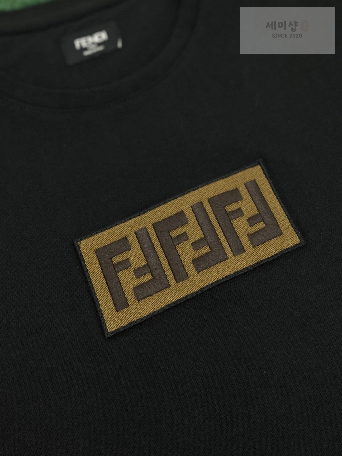Fendi 펜디 FF 자수 패치 반팔 티셔츠 블랙 의류 9번 이미지