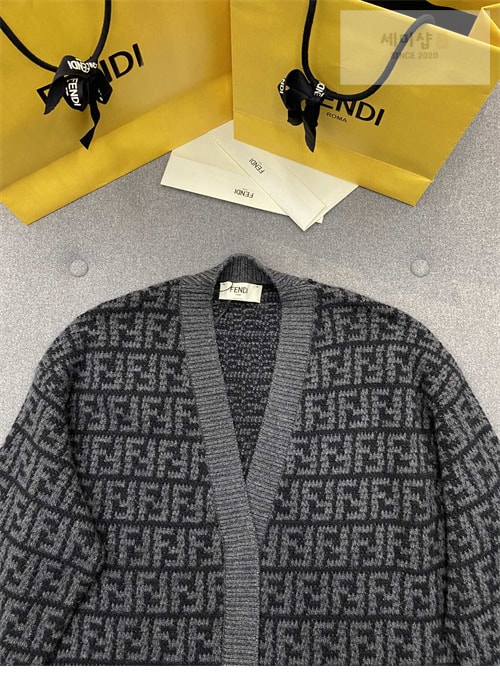 Fendi 펜디 FF 자카드 리버시블 캐시미어 가디건 의류 14번 이미지