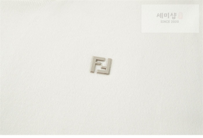 Fendi 펜디 FF 장식 반팔 티셔츠 의류 15번 이미지