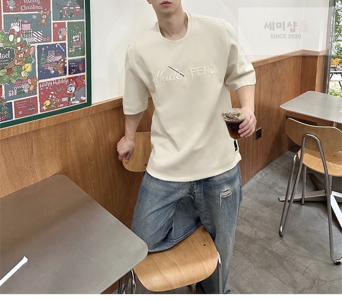 Fendi 펜디 Made in 로고 반팔 티셔츠 의류 2번 이미지