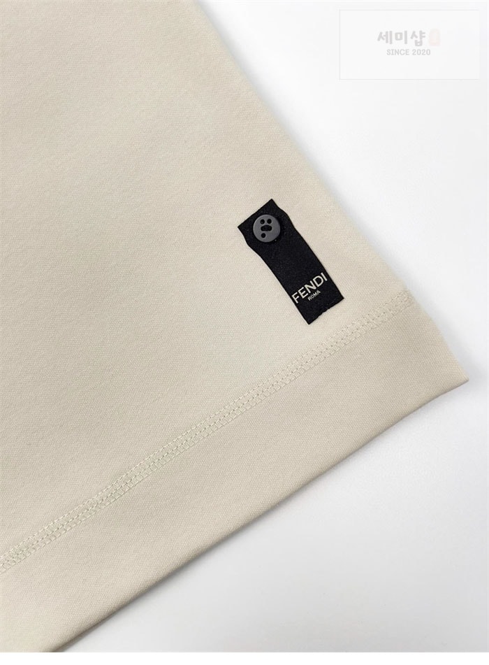 Fendi 펜디 Made in 로고 반팔 티셔츠 의류 10번 이미지