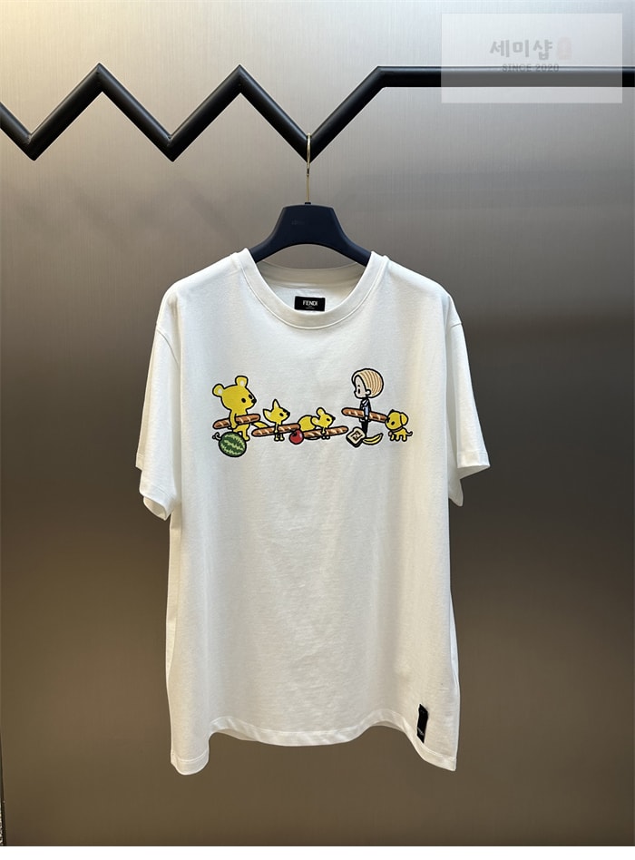 Fendi 펜디 TAROUT 실비아 앤 바게트 티셔츠 의류 5번 이미지