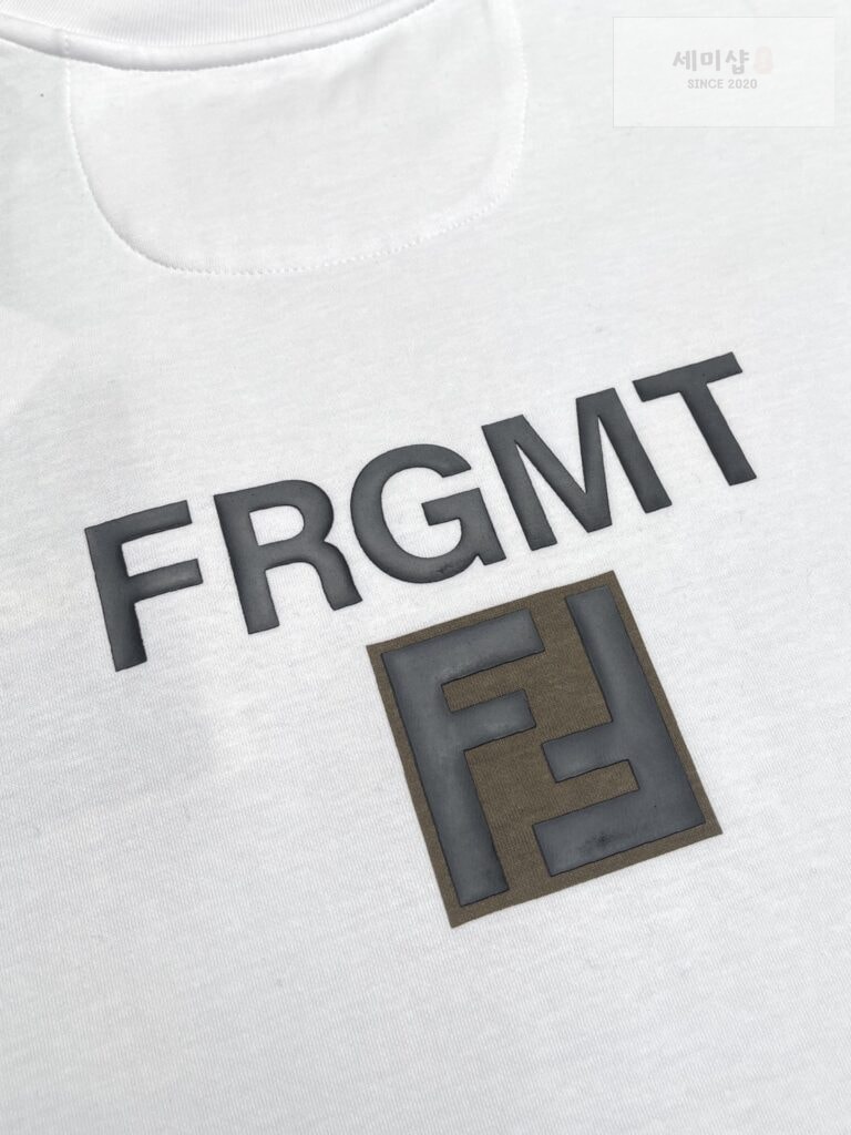 Fendi 펜디 x FRGMT 라운드 반팔 티셔츠 화이트 의류 8번 이미지