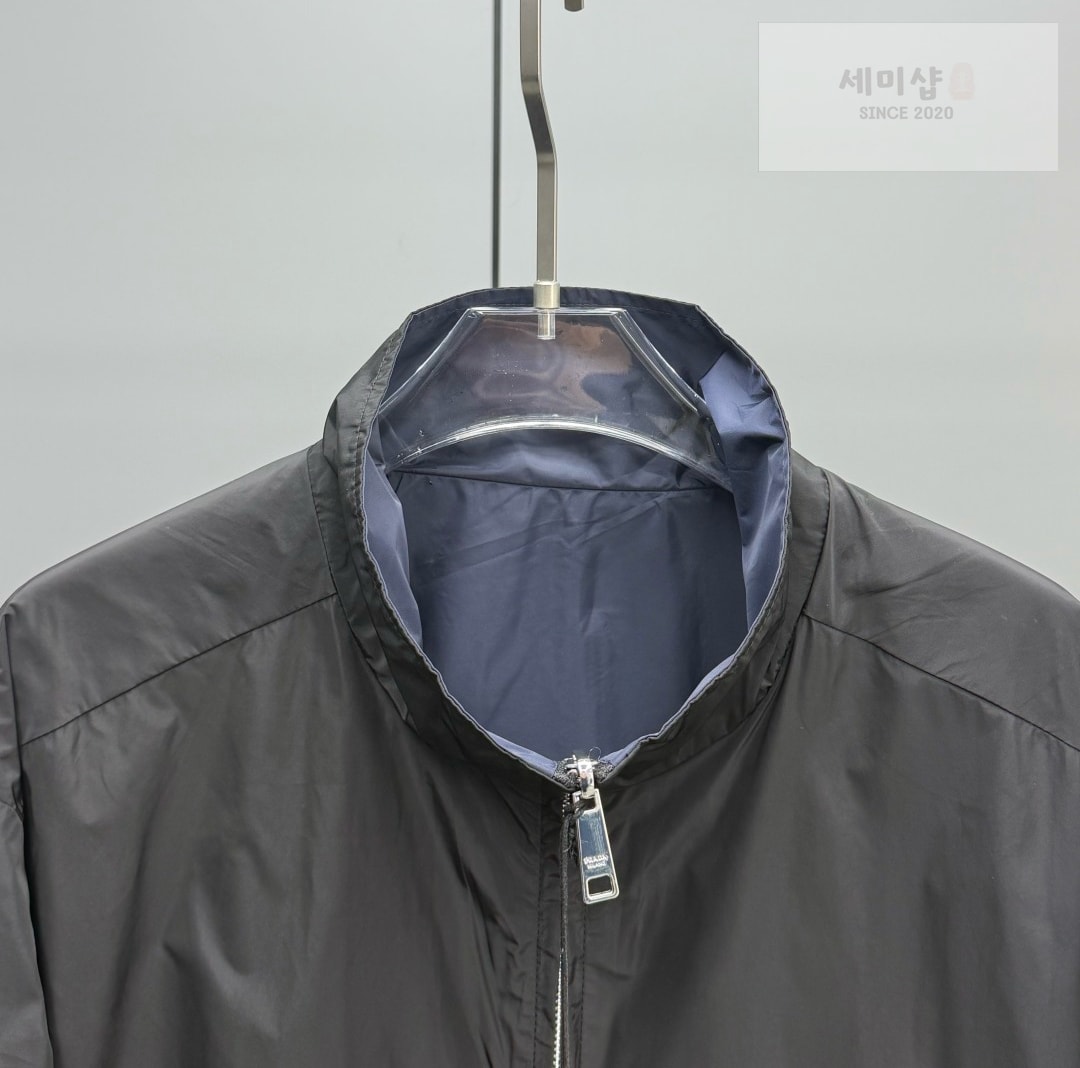 프라다 프라다 리나일론 리버서블 자켓 블랙 의류 7번 이미지