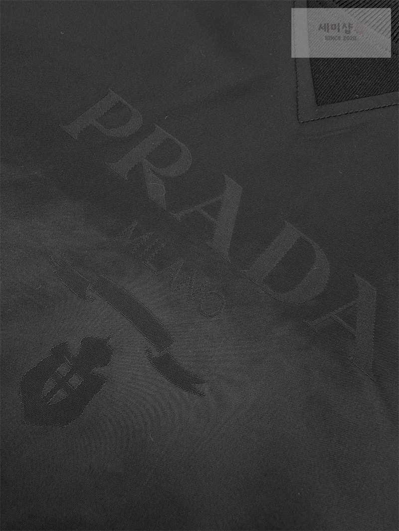 P R A D A 프라다 밀라노 로고 더블 저지 나일론 크루넥 스웨트셔츠 맨투맨 의류 6번 이미지