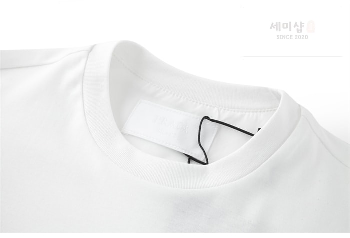 P R A D A 프라다 트라이앵글로고 리나일론 저지 티셔츠 의류 21번 이미지