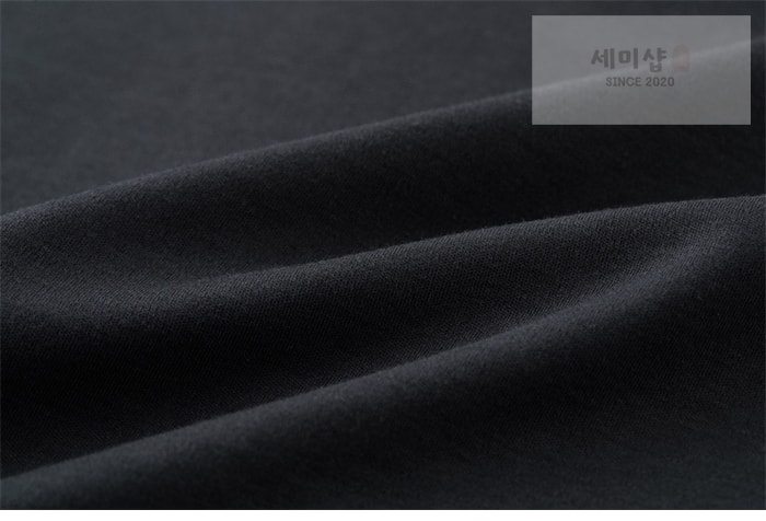 P R A D A 프라다 트라이앵글로고 리나일론 저지 티셔츠 의류 19번 이미지
