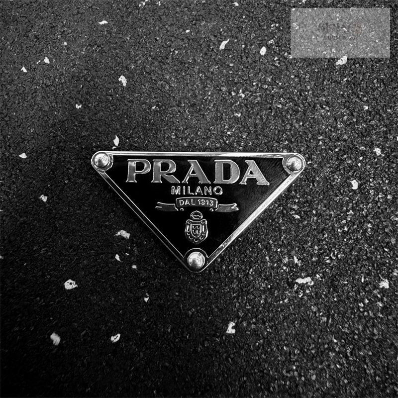 P R A D A 프라다 트라이앵글 로고 저지 긴팔 티셔츠 블랙 의류 23번 이미지